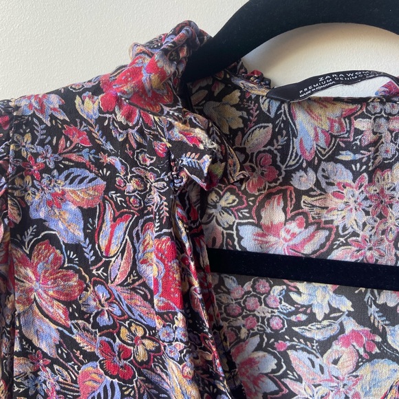 Floral zara blouse - Picture 2 of 5